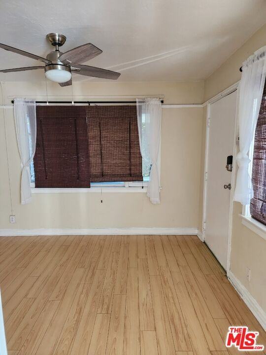 1402 N Las Palmas Ave #1402 - Photo 7 of 15