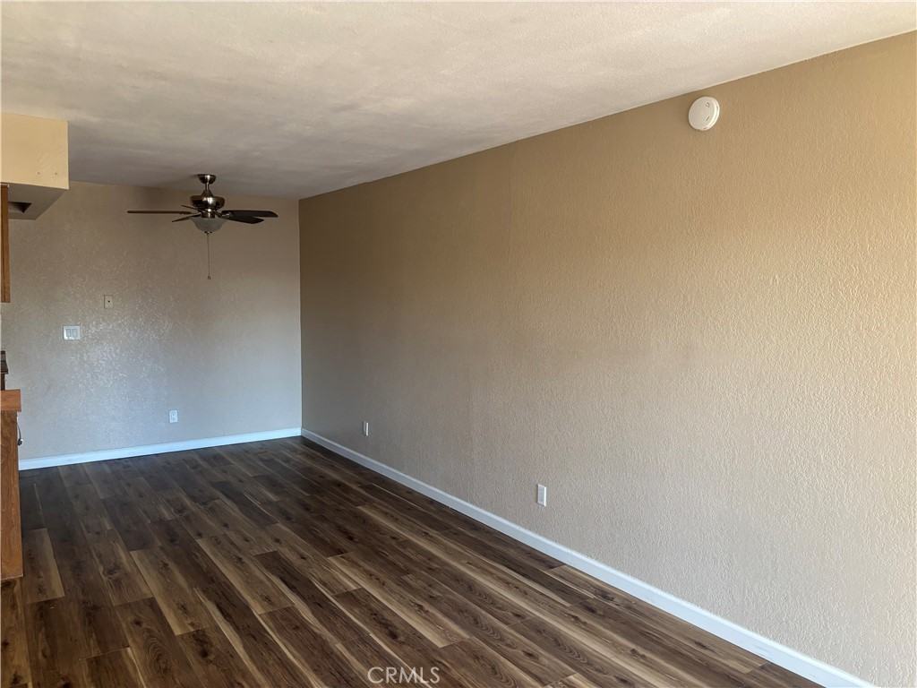 2469 W Acacia Ave #2469 - Photo 5 of 7