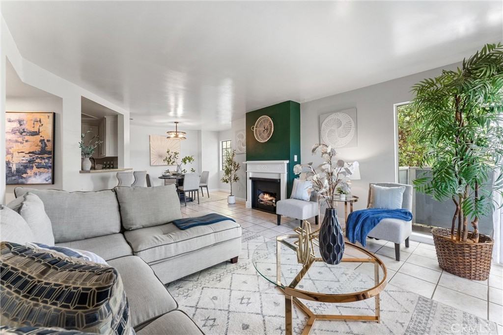 628 Daisy Ave #628-311 - Photo 3 of 25