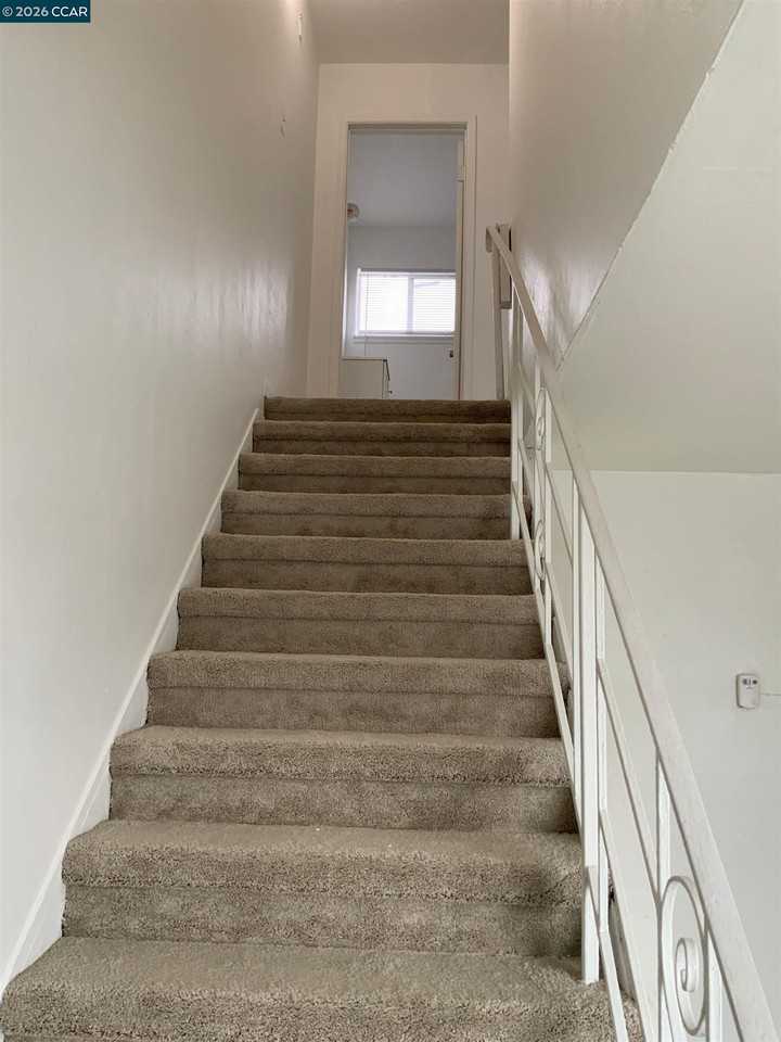 422 C St #422 - Photo 4 of 17