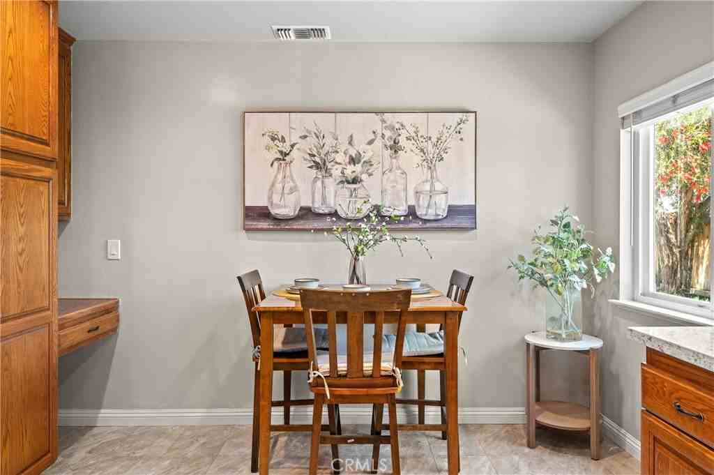 1445 9th Ave #1445 - Photo 3 of 30