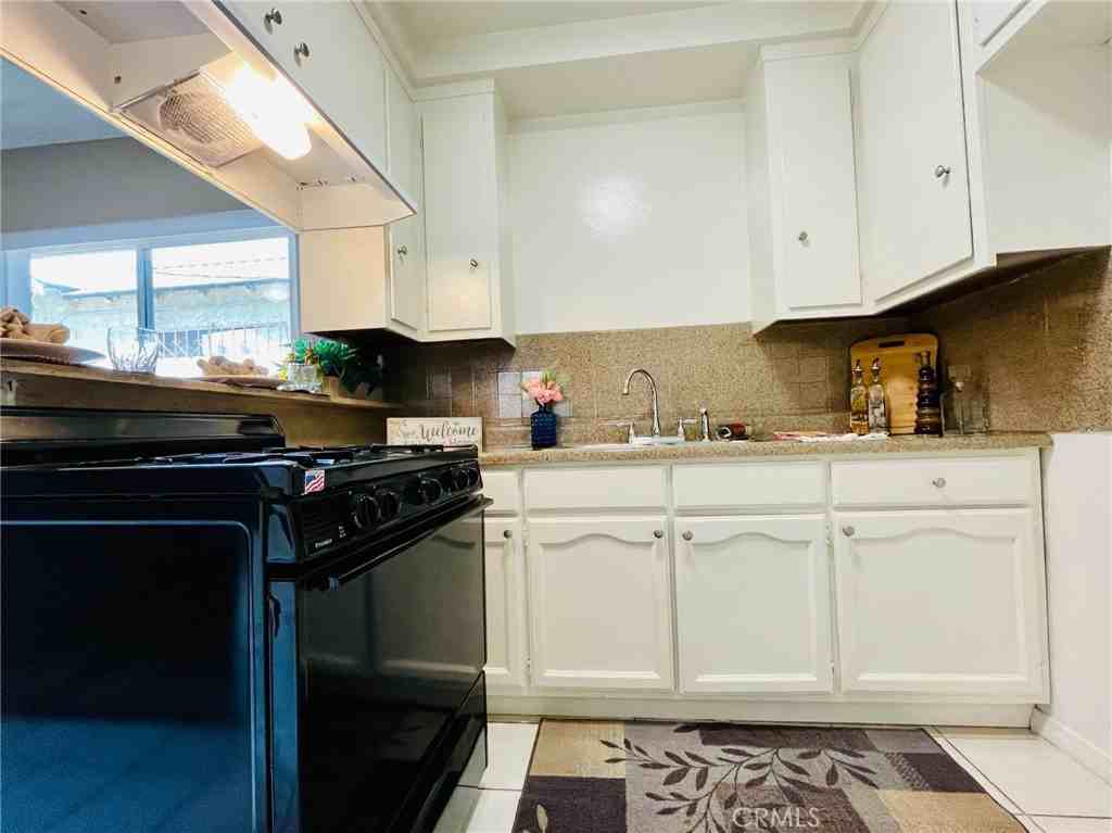 12437 Harris Ave #12437K - Photo 3 of 12