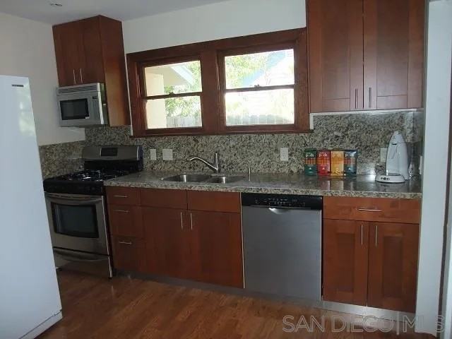 1909 S Tremont St #1909 - Photo 5 of 8