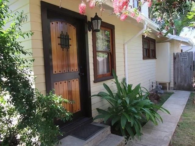 1909 S Tremont St #1909 - Photo 7 of 8