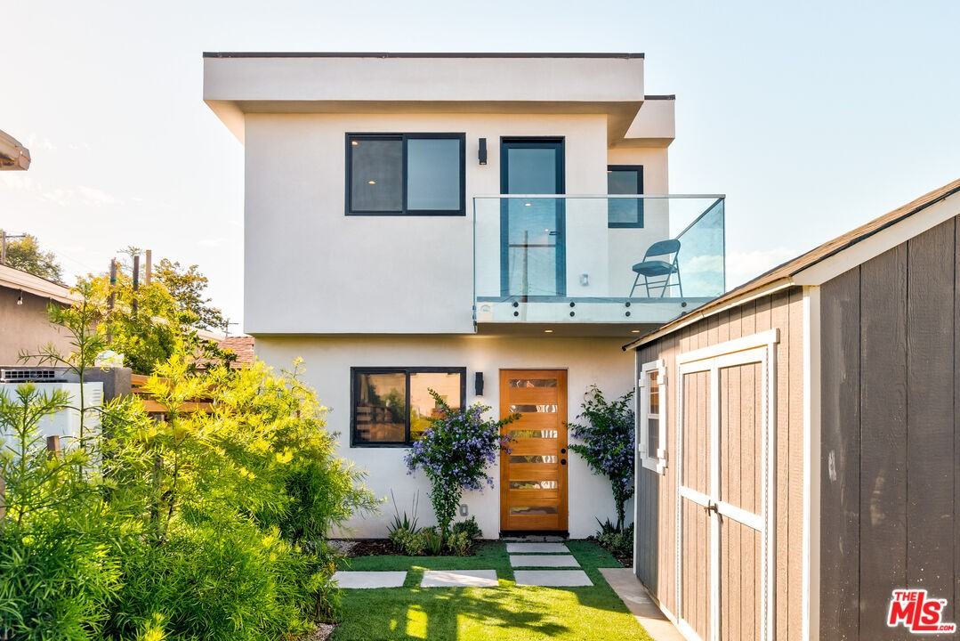 12153 Palms Blvd #12153 - Photo 4 of 17