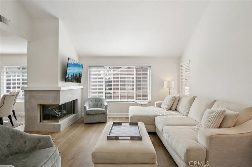 61 Woodleaf #61 - Photo 4 of 35