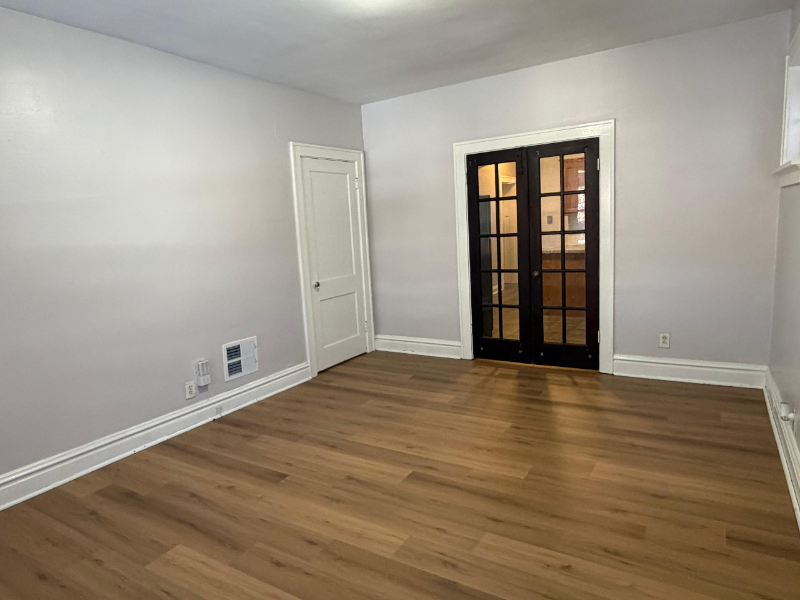 5044 Mardel Ave #1F - Photo 3 of 12