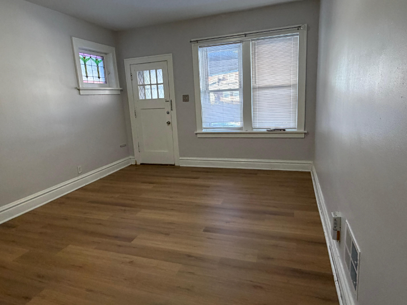 5044 Mardel Ave #1F - Photo 4 of 12