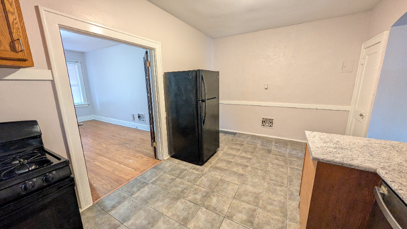 5044 Mardel Ave #1F - Photo 7 of 12