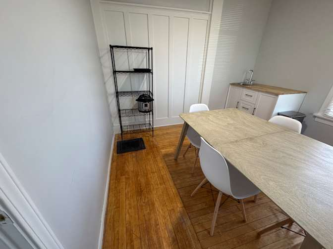 1400 Bemis St Se - Photo 7 of 9