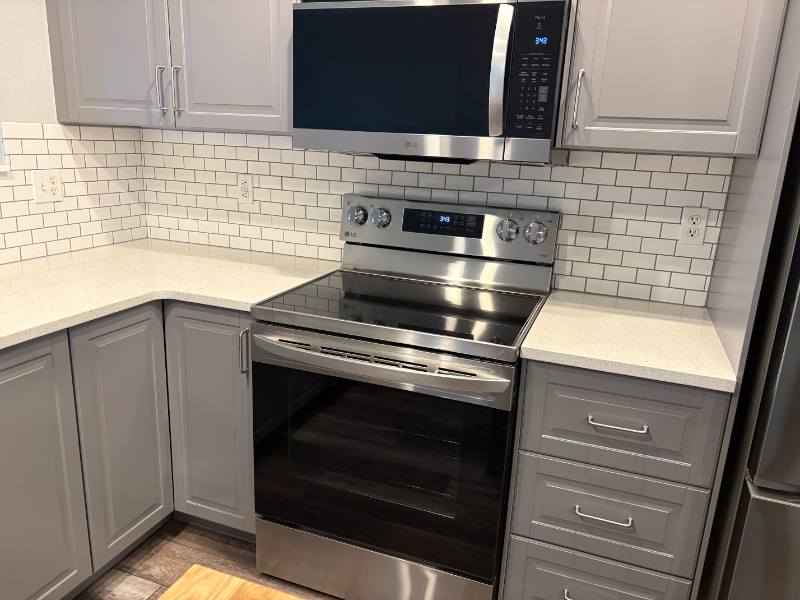 2176 Eagle Ave - Photo 3 of 12