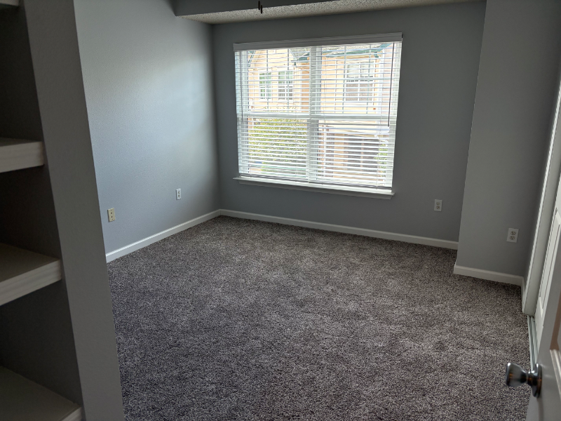 2176 Eagle Ave - Photo 7 of 12