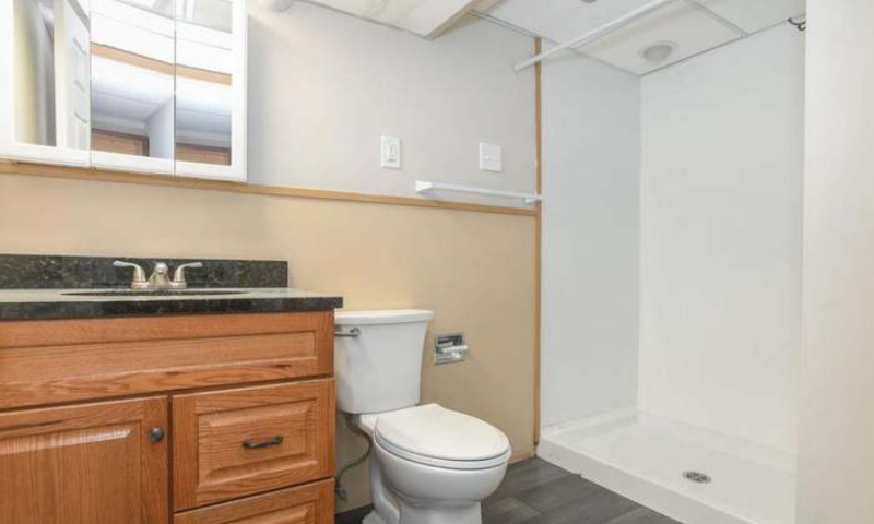 11 Maple Ave #B - Photo 4 of 6