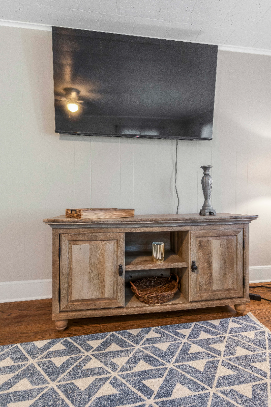 108 Sharon St - Photo 7 of 16