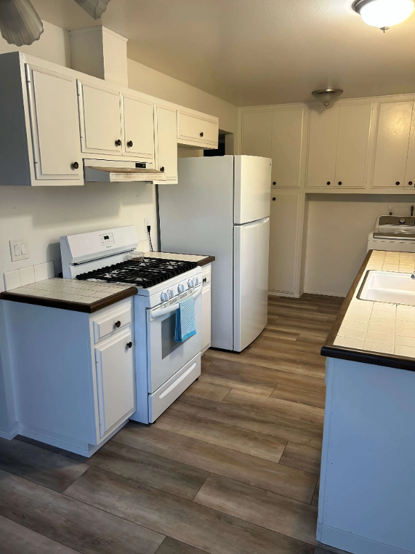 3241 Calle Osuna - Photo 2 of 14