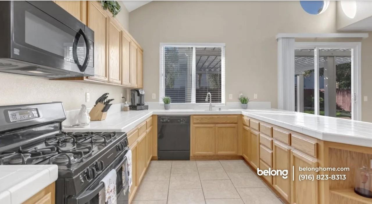 9412 Viridian Way #2 - Photo 6 of 16