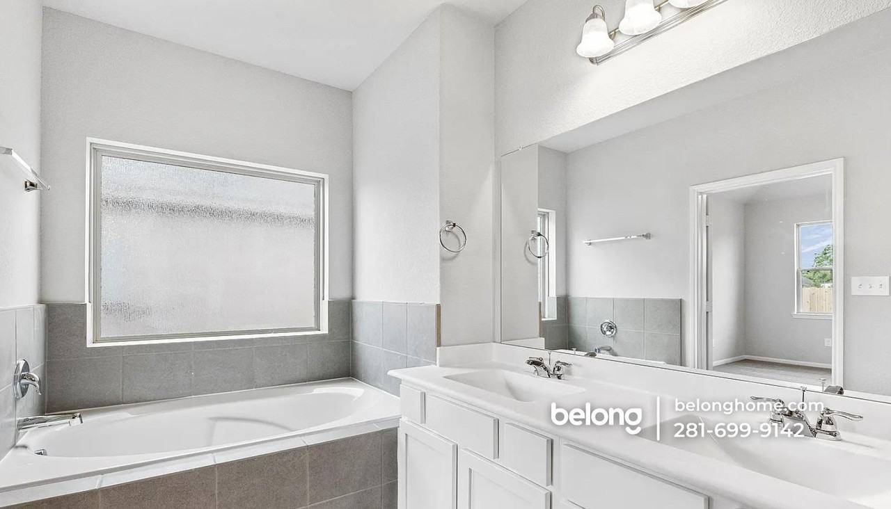 14038 Placid Bayou Trl - Photo 3 of 11