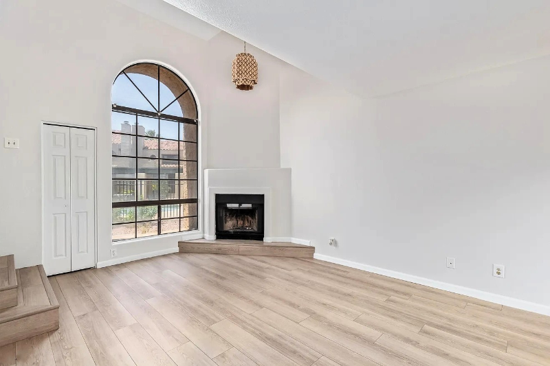 1025 E Highland Ave #25 - Photo 2 of 8