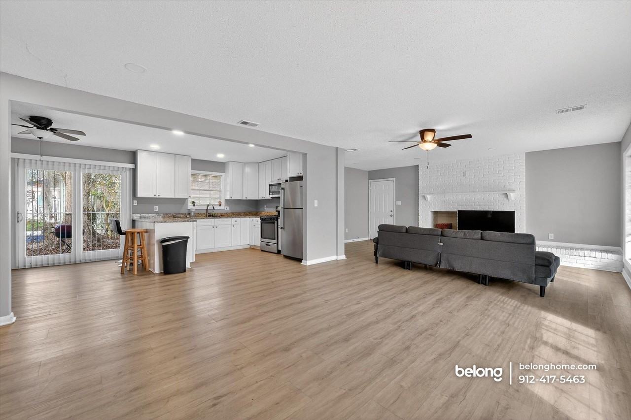 2505 Hopkins St - Photo 7 of 29