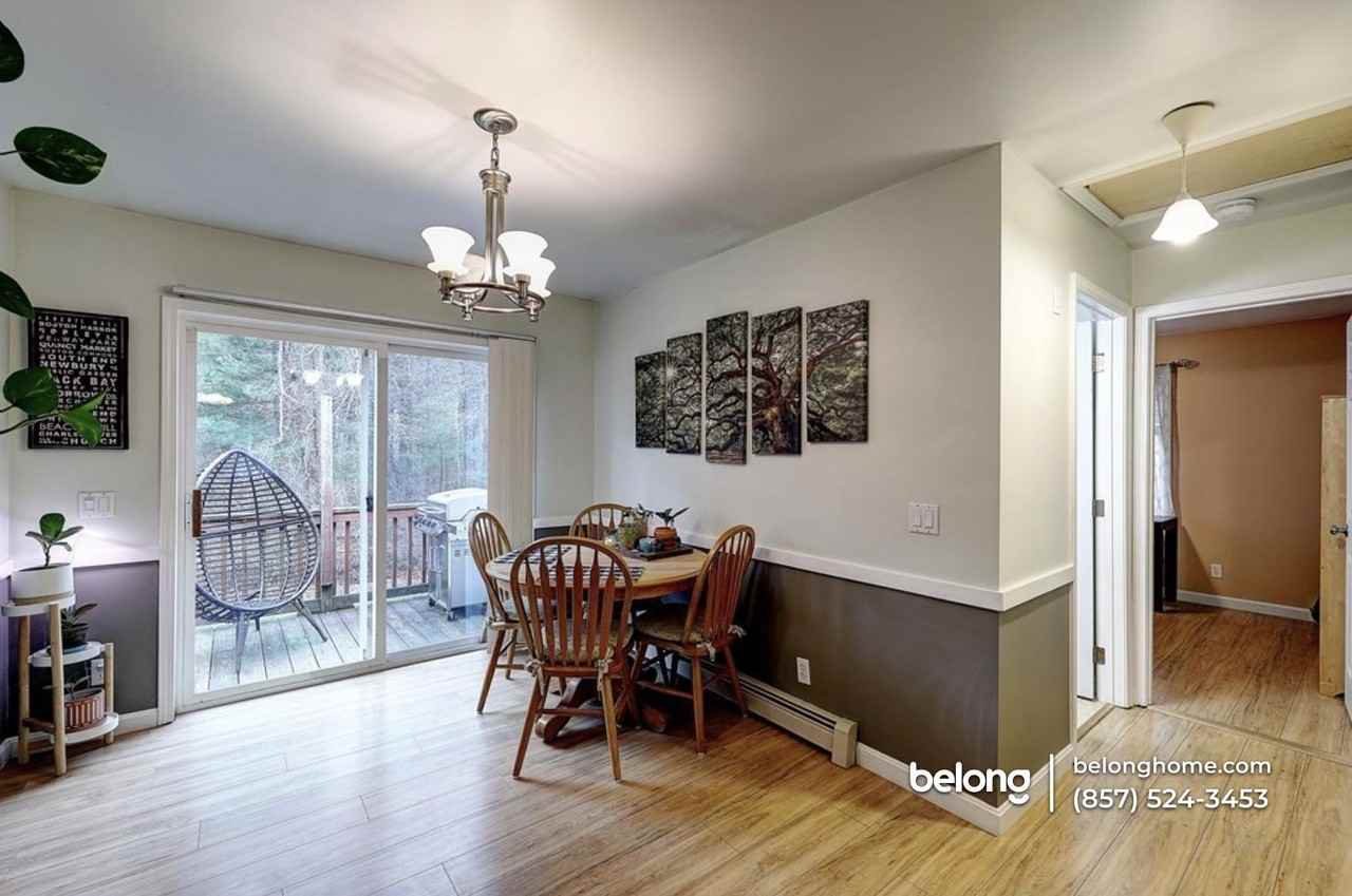 548 Linwood St - Photo 5 of 10