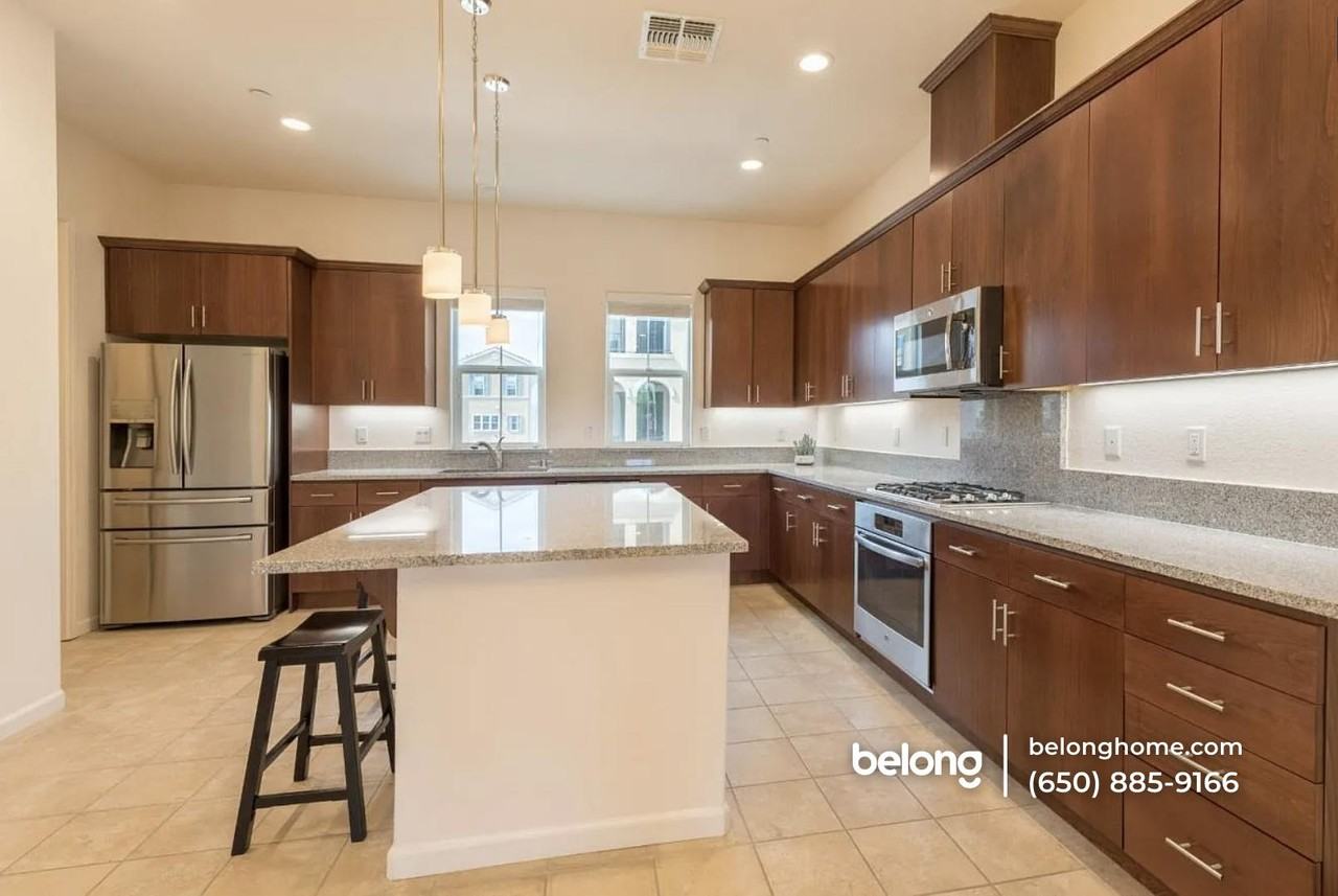 39872 Sawyer Ter - Photo 4 of 20