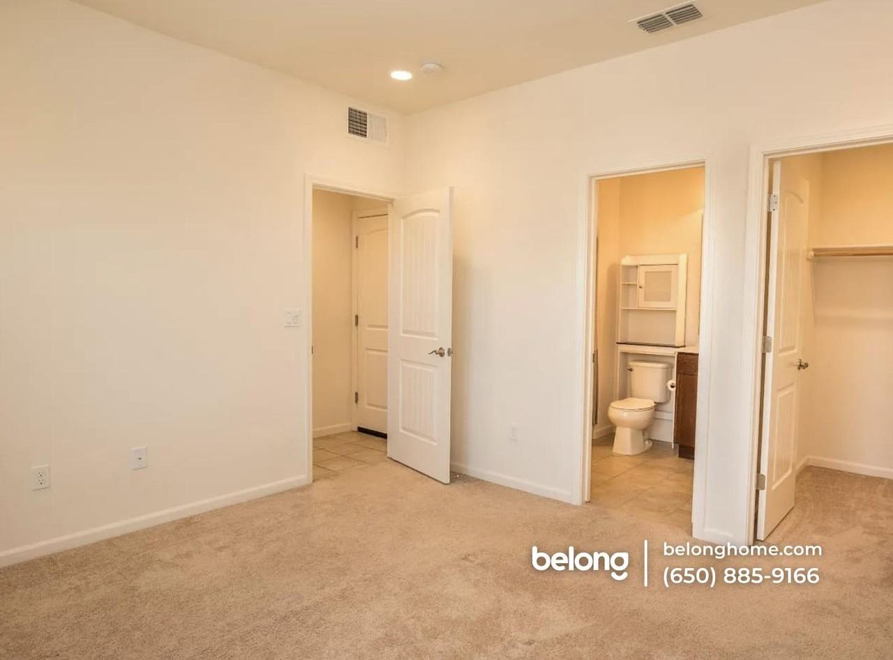 39872 Sawyer Ter - Photo 5 of 20