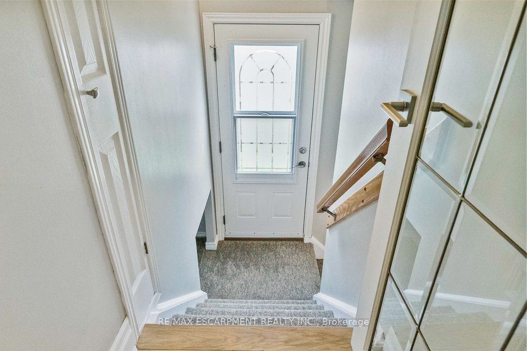 4 Thorpe Road - Photo 2 of 15