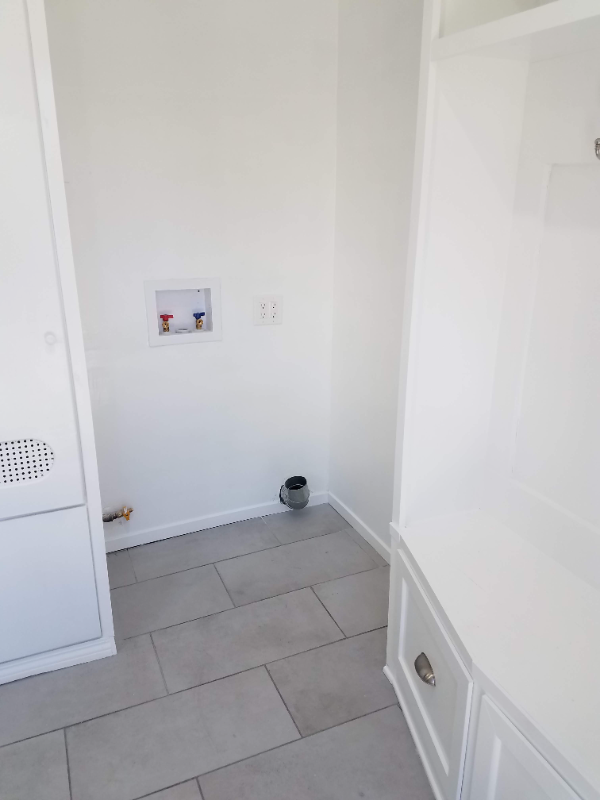 1068 W 12th St #0 - Photo 7 of 11