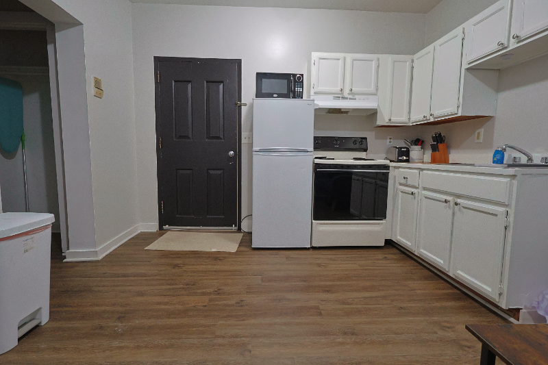 2 Cambridge Mnr #21 - Photo 2 of 8