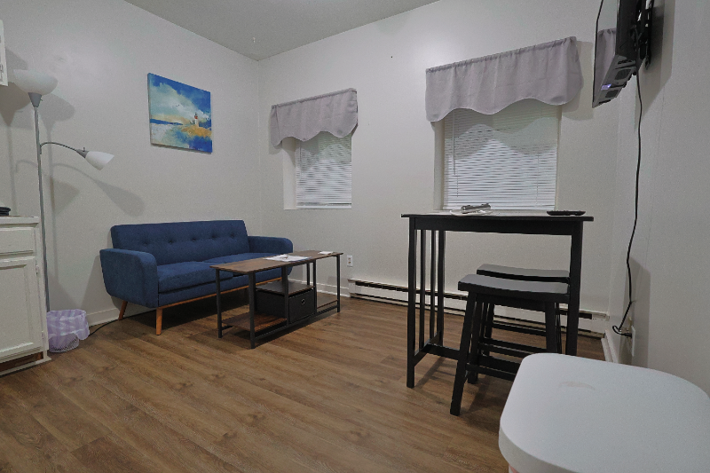 2 Cambridge Mnr #21 - Photo 3 of 8