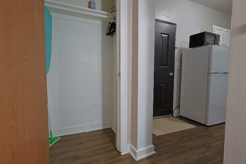 2 Cambridge Mnr #21 - Photo 5 of 8