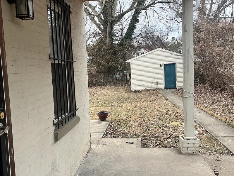 6010 Sierra St - Photo 4 of 16