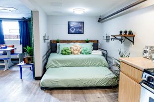 3727 N Seminary Ave - Photo 1 of 1