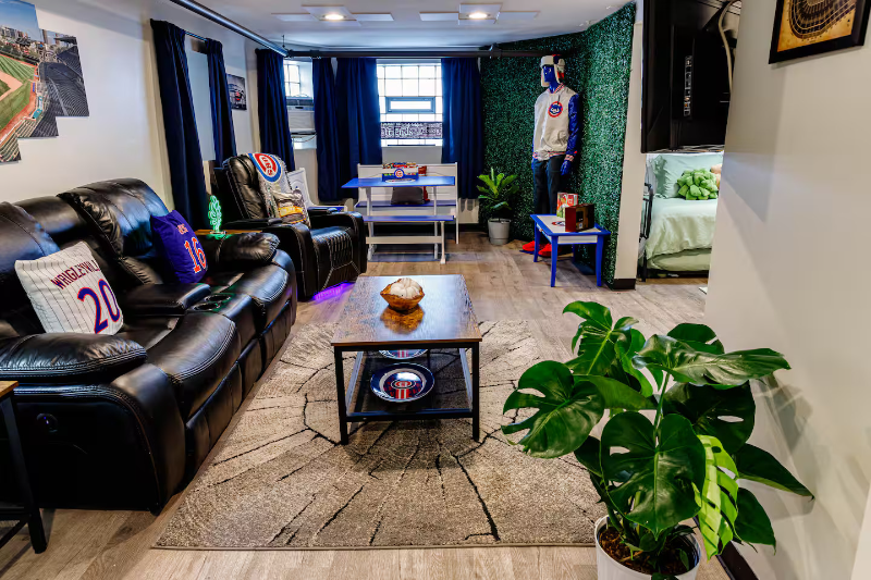 3727 N Seminary Ave - Photo 4 of 6