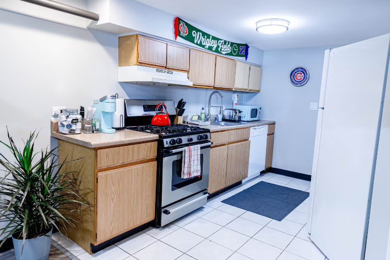 3727 N Seminary Ave - Photo 6 of 6