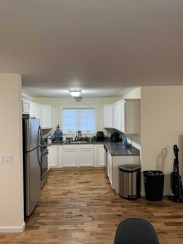 136 Cooper St #A - Photo 5 of 16