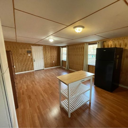 2124 Polly Ln #B - Photo 2 of 15