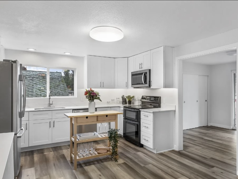 12860 Occidental Ave S - Photo 5 of 6