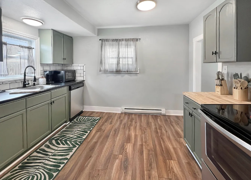 1718 W Dean Ave #1 - Photo 7 of 10