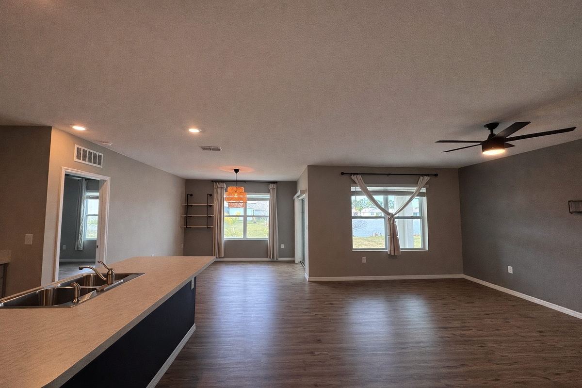 208 Old Mill Pond Rd - Photo 4 of 17