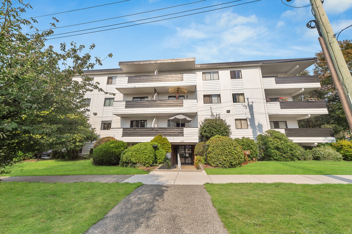 Summerhill Apartments - Photo 2 of 8