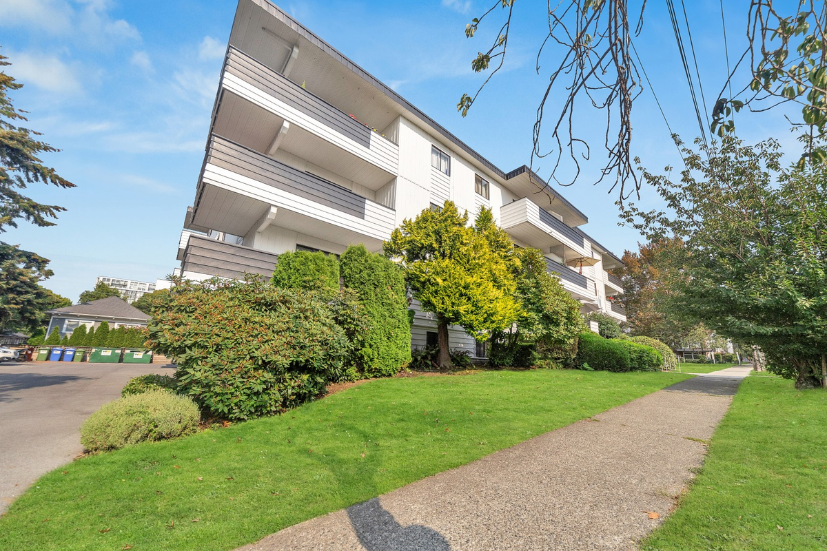 Summerhill Apartments - Photo 4 of 8