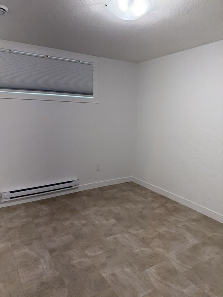 Rosewood - Photo 2 of 13