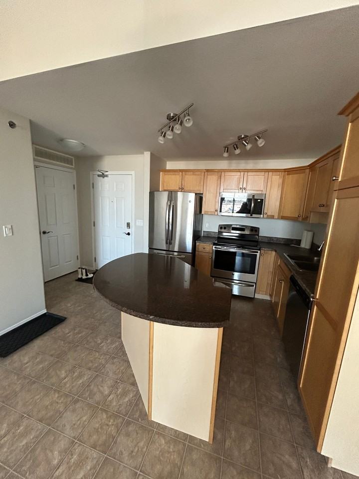 Lakewood - Photo 3 of 17