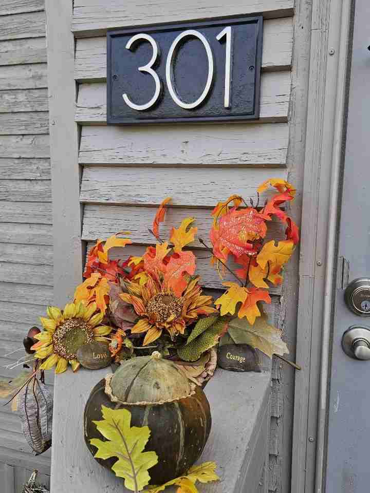 301 Oakwood St #1 - Photo 2 of 29