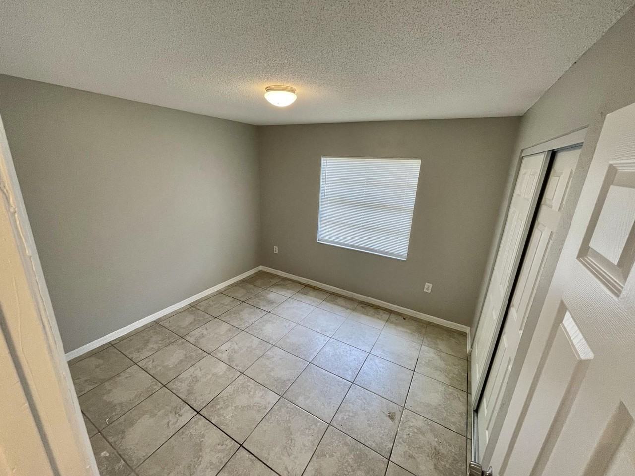 1700 Birchwood Cir #2 - Photo 4 of 6