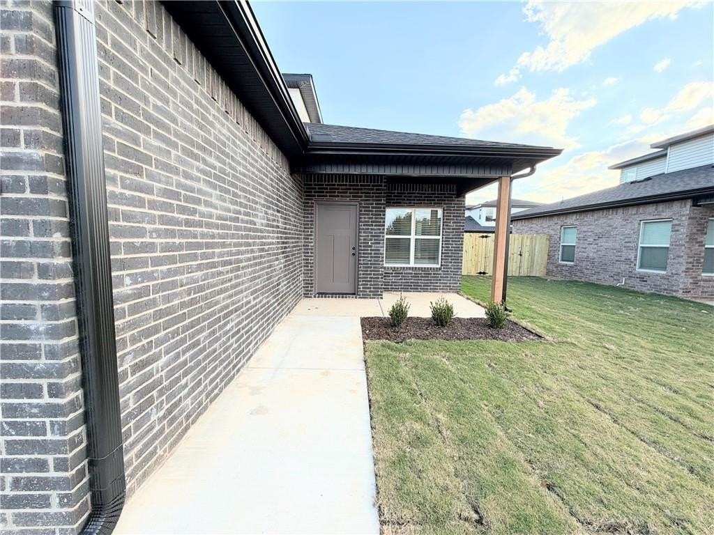 531 Cosmos  ST - Photo 2 of 17