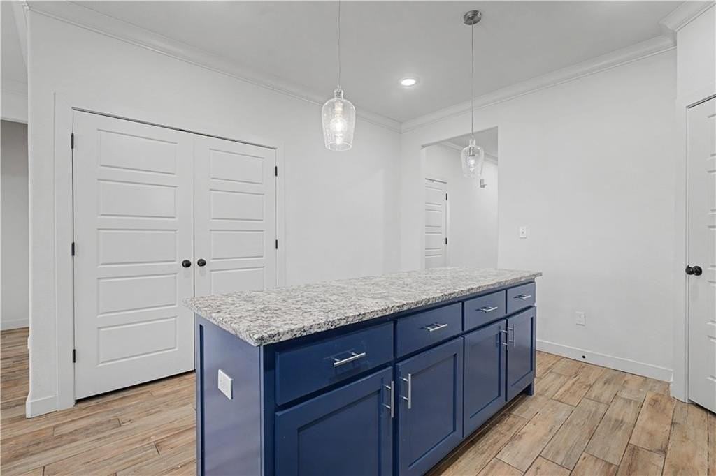 3215 Sw Hillstone Ave - Photo 6 of 22