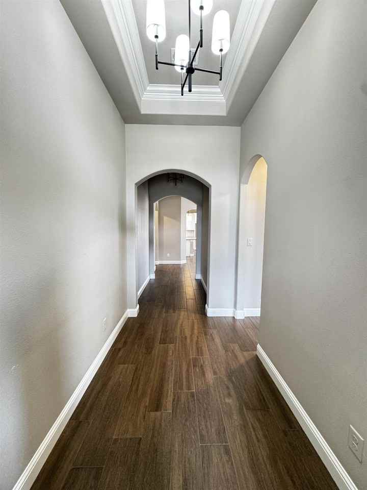 10430 Dominion Ranch Dr - Photo 3 of 20