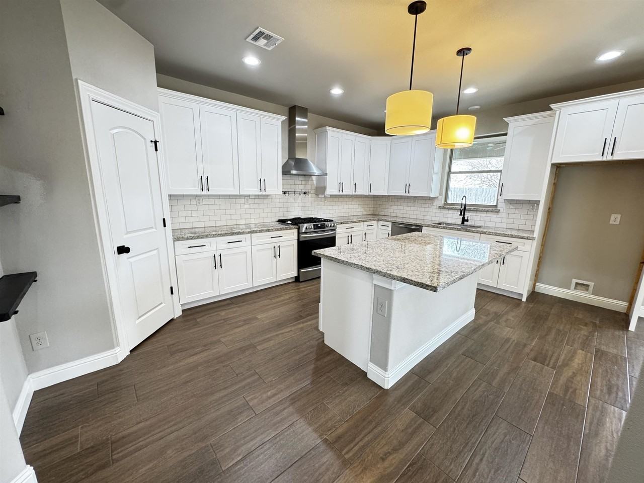 10430 Dominion Ranch Dr - Photo 6 of 18